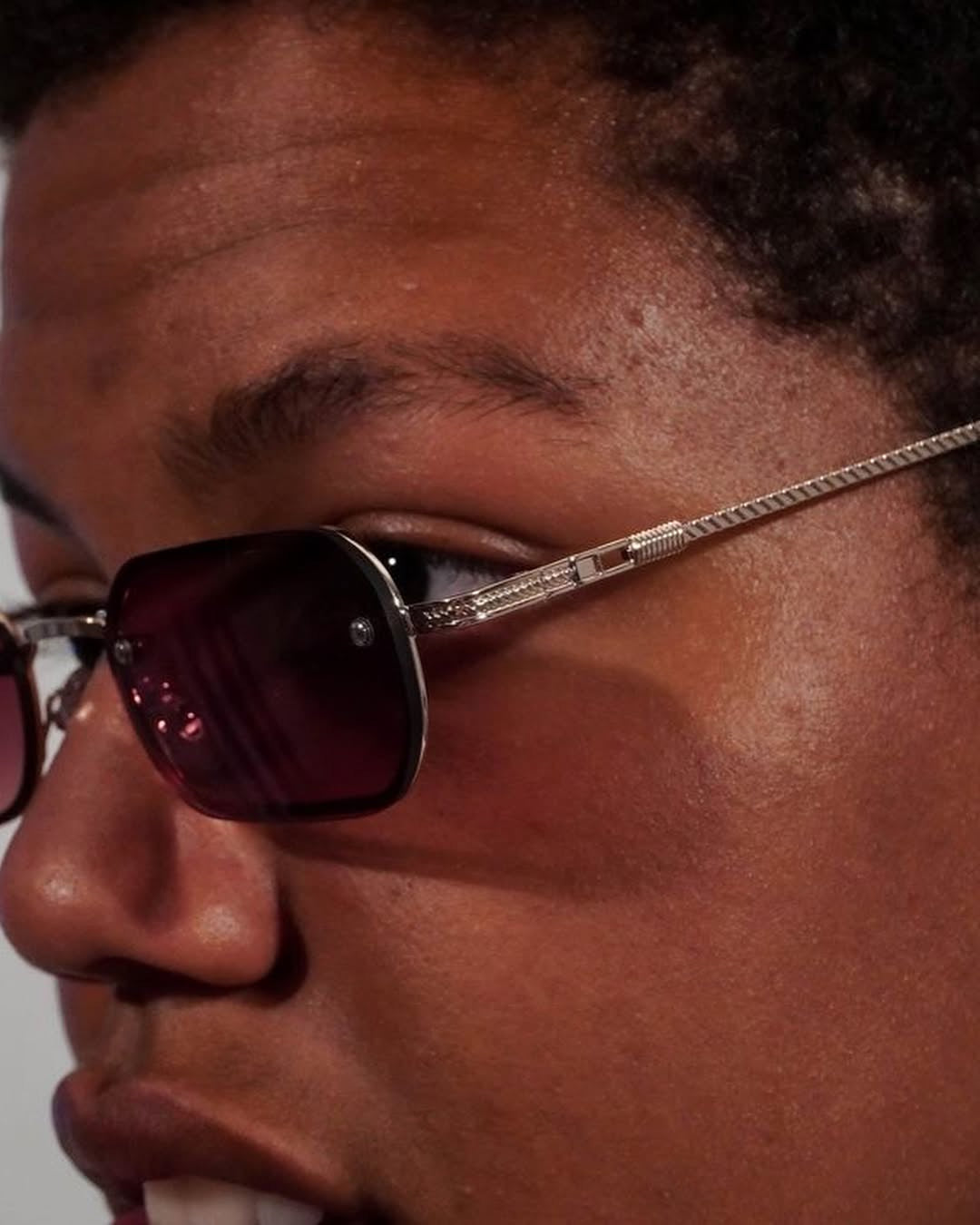 Rimless Rectangle Sunglasses — Pink Gradient